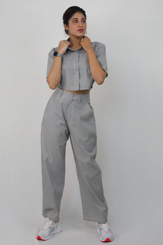 Solid cotton shirt and trousers