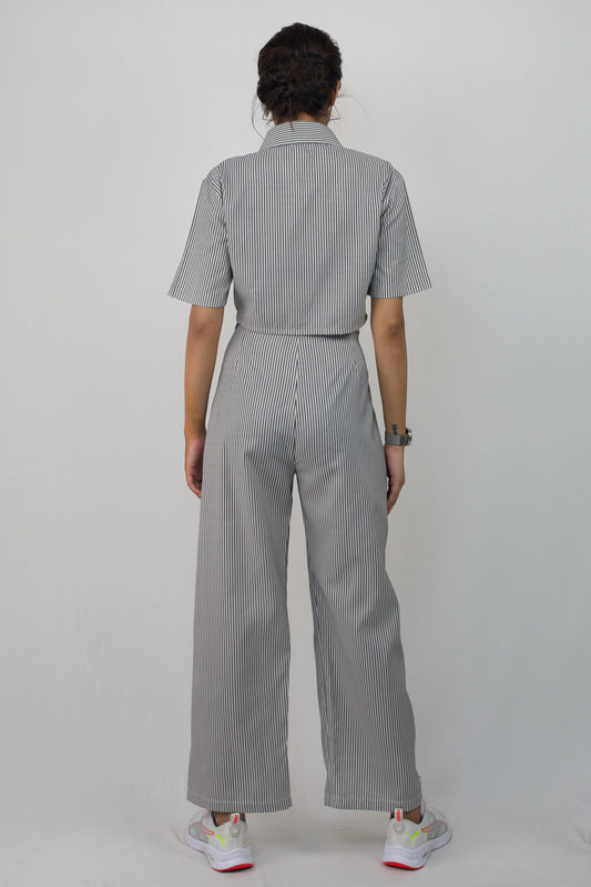 Solid cotton shirt and trousers