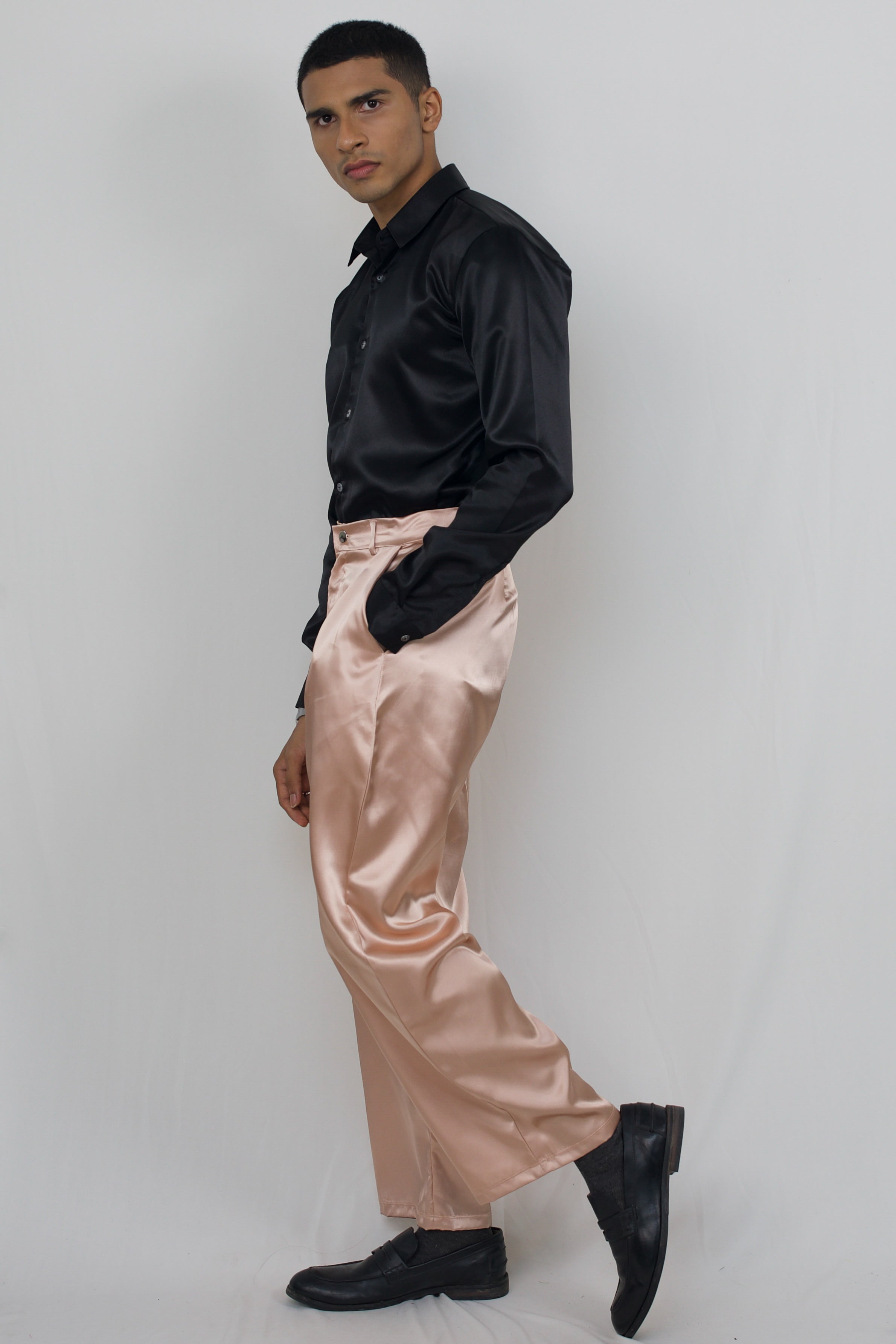 GenesinlifeShops Sweden - Fendi Black Pants - 'Jiro' satin trousers Nanushka